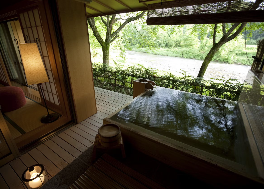 金沢犀川温泉 川端の湯宿 滝亭