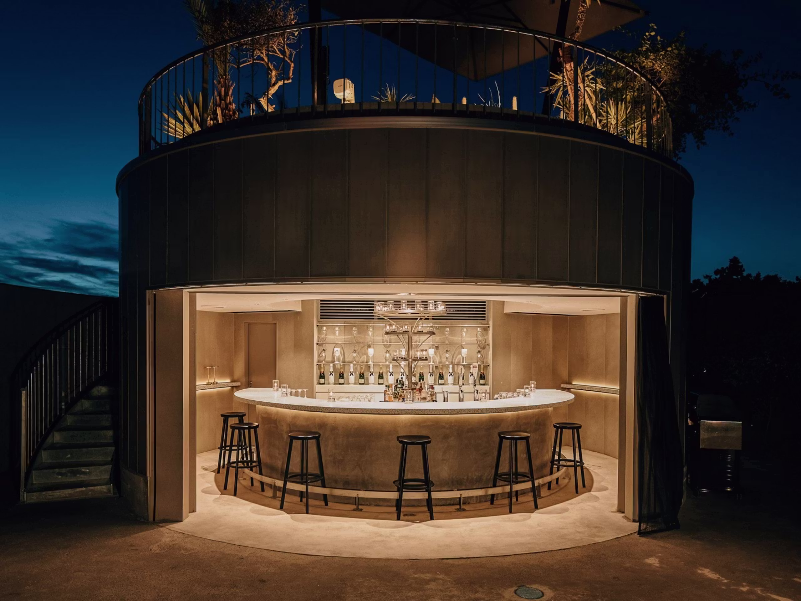 BOTANICAL POOL CLUB